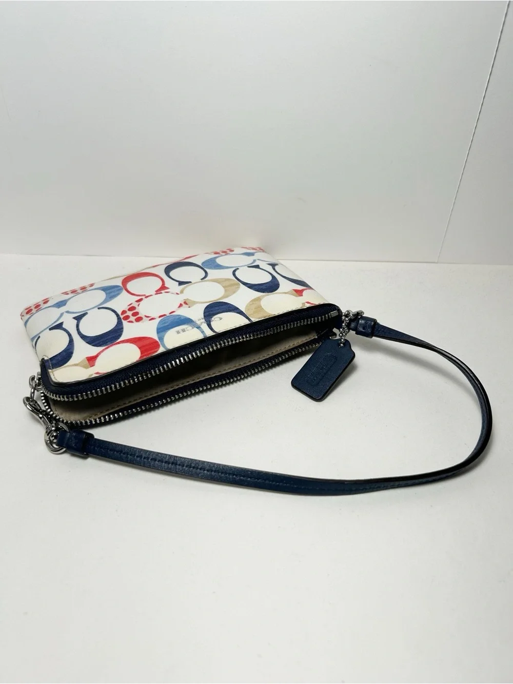 Coach Bleecker Signature C Print Wristlet in Red, Navy, Beige with Hang Tag, EUC